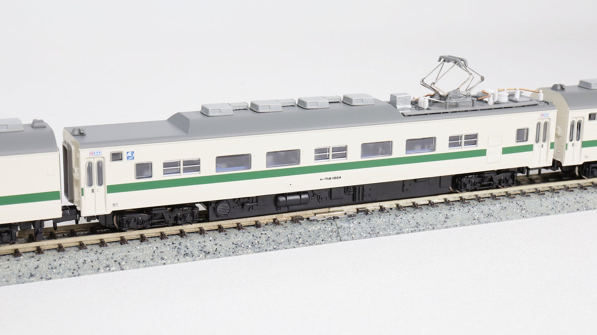 90003253_03_96f9890a-8062-47bc