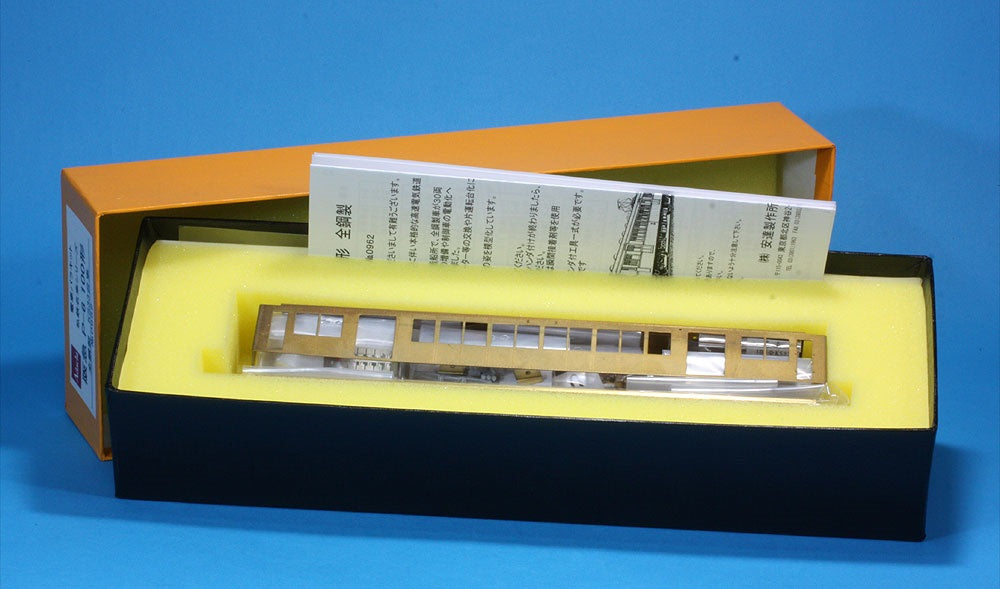 安達製作所 [0962] 阪急P－6 100形キット 全鋼製 KS33台車つき (1:80