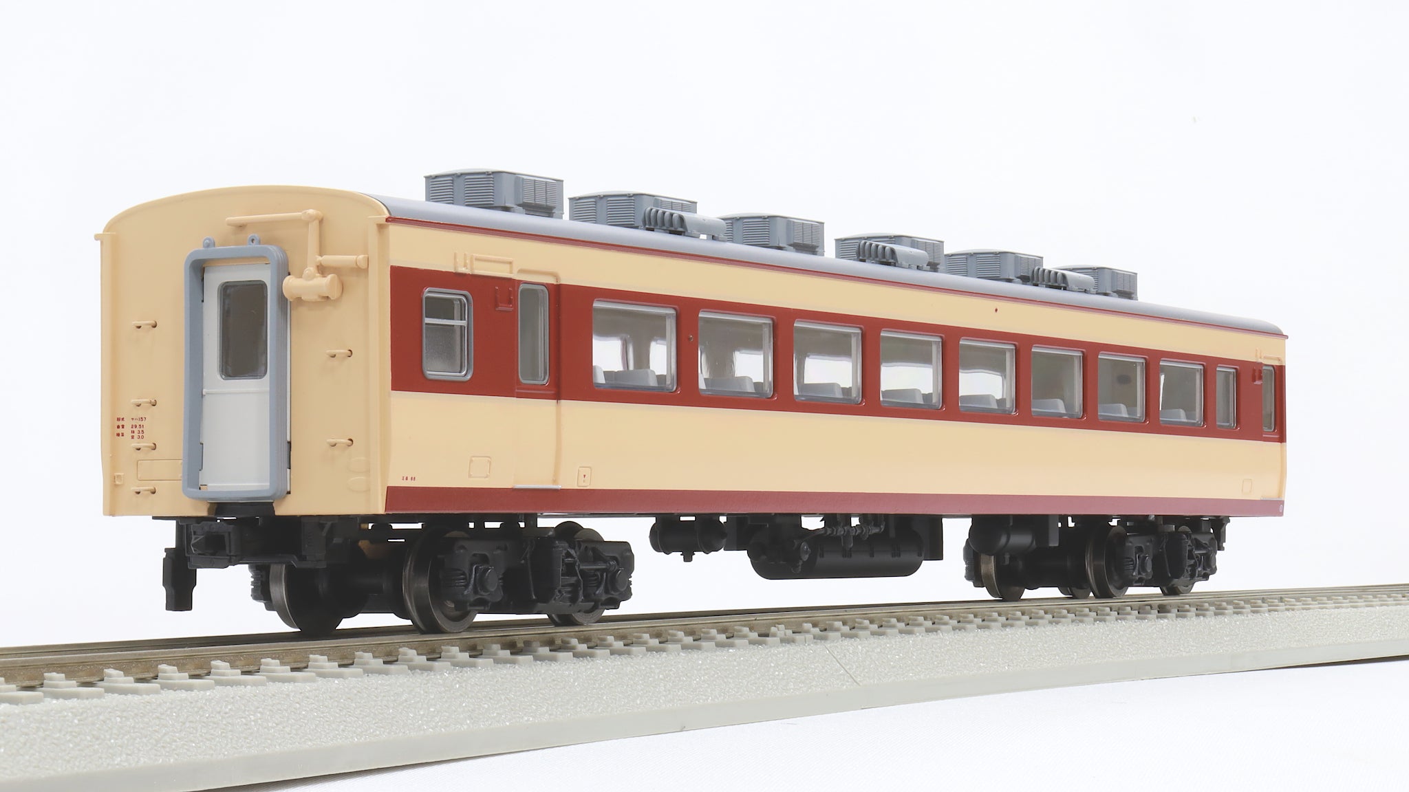 天賞堂 [55069] 157系 サハ157形 特急色（増結用単品） (1:80 16.5mm/HOゲージ 動力なし)
