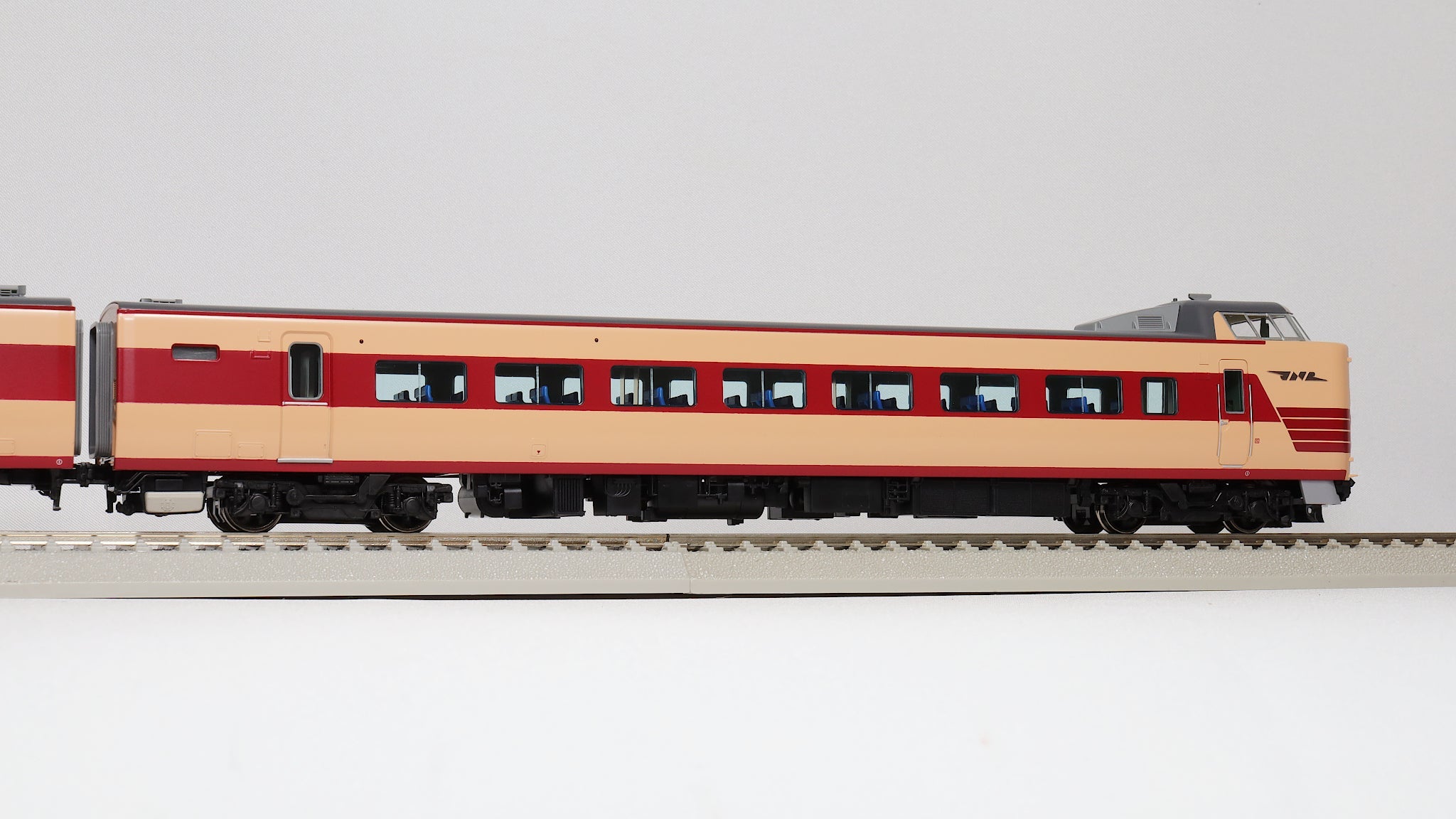 TOMIX [HO-9083] 国鉄 381系特急電車（クハ381-0）基本6両セット (1:80 16.5mm/HOゲージ 動力車あり)