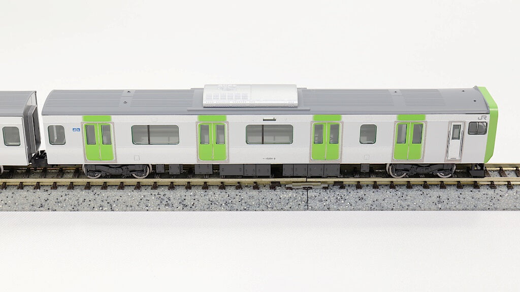 TOMIX [92589] JR E235系通勤電車（山手線）基本セット 3両 (Nゲージ 動力車あり)