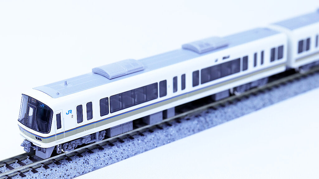 お気に入りの TOMIX 98467 基本セットB 近郊電車 221系 鉄道模型