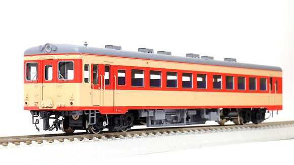 U-TRAINS (L1b) 国鉄 キハ26形100番台 急行色 Bタイプ（モーター搭載片軸） (1:80 16.5mm/HOゲージ 動力車)