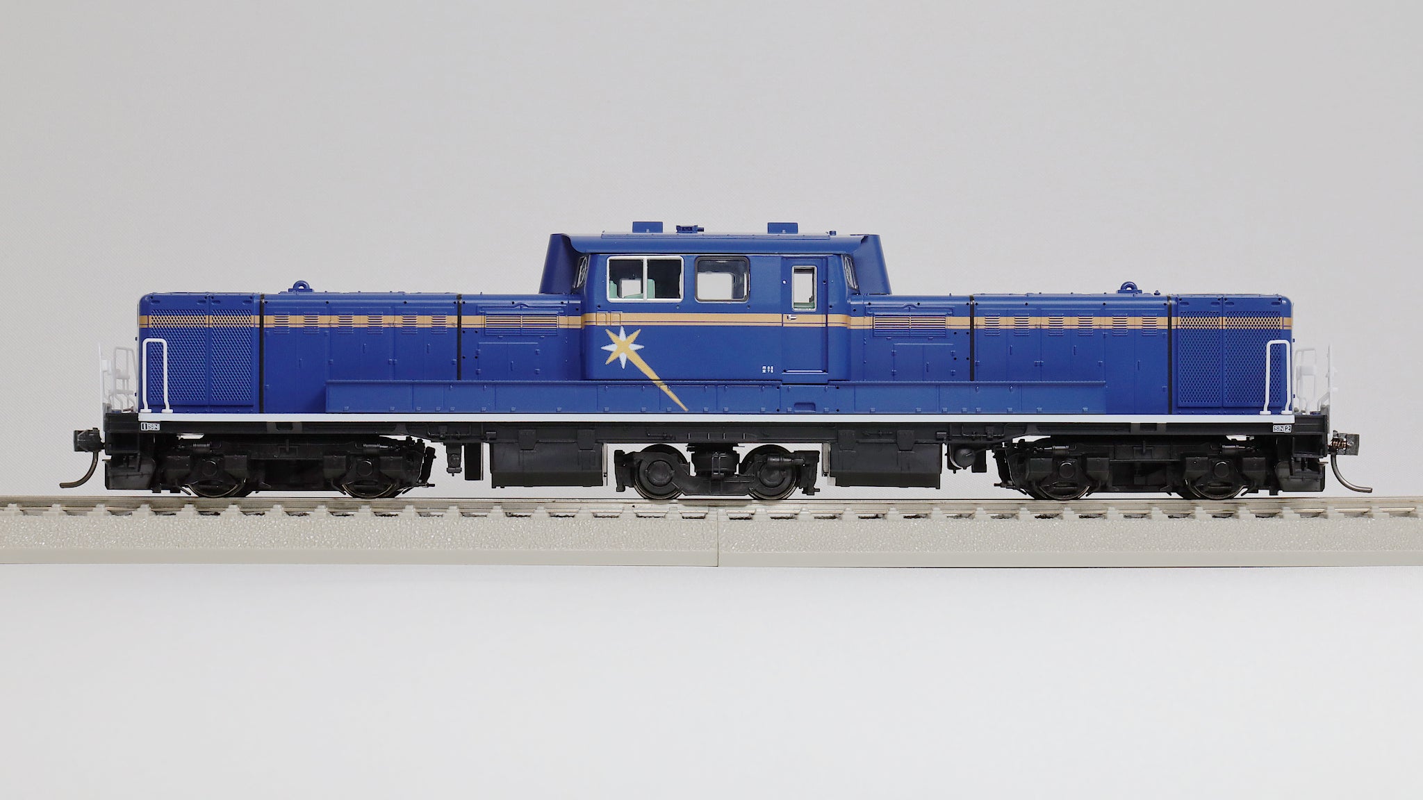 TOMIX [HO-213] JR DD51-1000形ディーゼル機関車（JR北海道色） (1:80 16.5mm/HOゲージ 動力車)